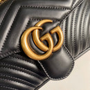 Gucci Marmont Preta (Pequena)